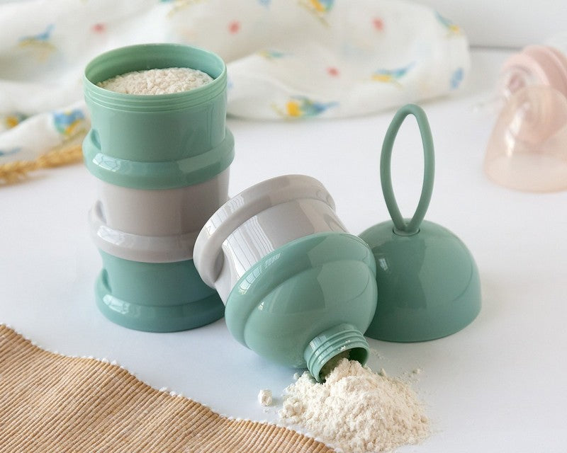 Dosatore latte in polvere salvia e grigio Kiokids