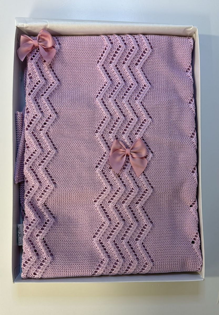 Copertina rosa in filato caldo