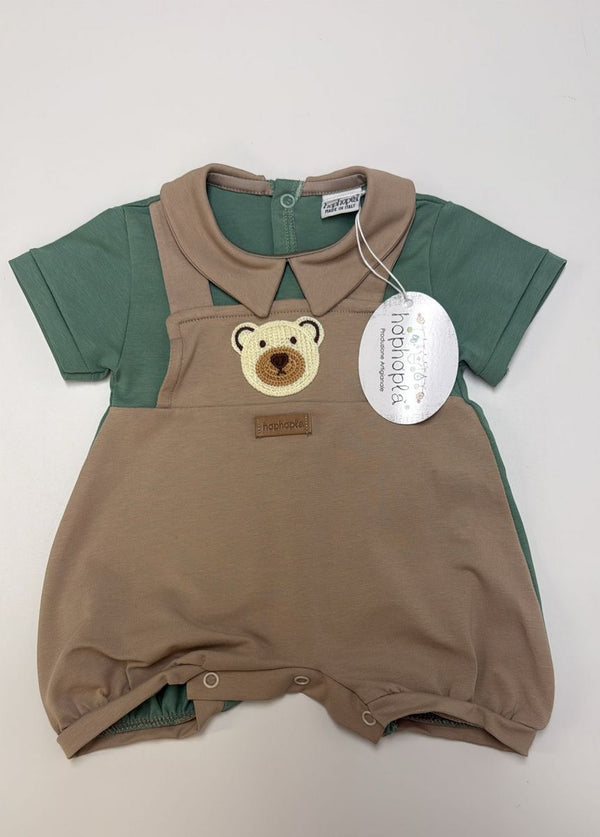 Pagliaccetto marrone con t shirt verde
