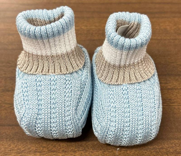 Babbucce azzurre e beige