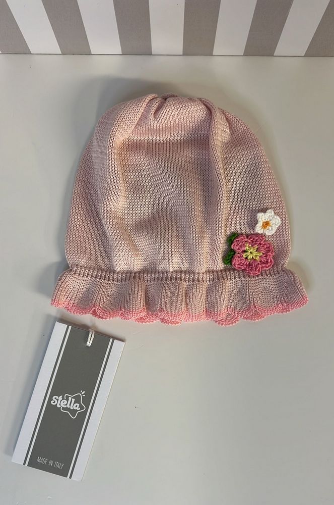 Cappellino con volant rosa