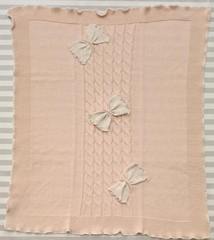 Copertina rosa con fiocchetti piccoli