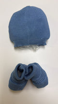 Set cappellino e babbucce blu
