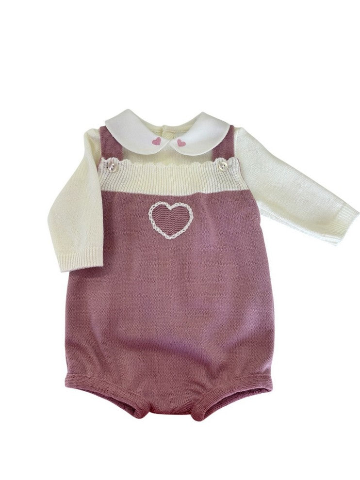 Pagliaccetto color malva con t shirt bianca