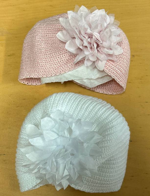 Cappellino maxi fiore ricamato