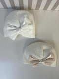 Cappellino in lana neonata