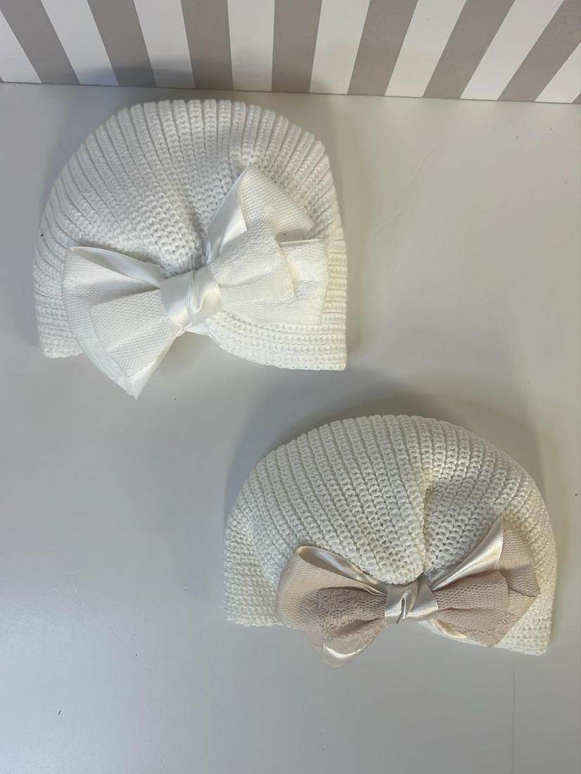 Cappellino in lana neonata