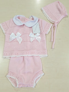 Completino due pezzi e cappellino estivo fiocchetti