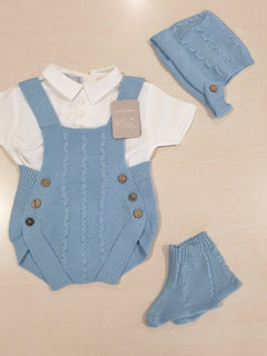 Pagliaccetto con cappellino e scarpine