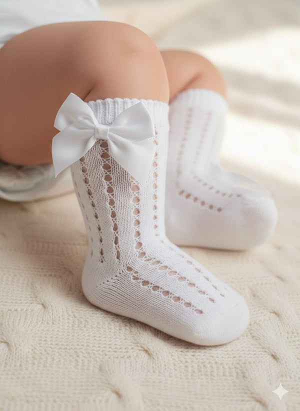 Calze lunghe da neonata in cotone lavorato fiocchetto – confezione da 6 paia bianchi